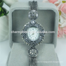 New Trendy Luxury Elegant Fashion Quartz Wrist Watch For Women B028